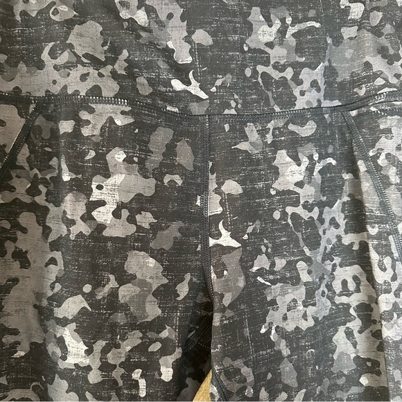 Sweaty Betty The Power 7/8 Length Size Medium - Picture 2 of 7